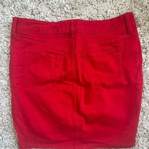 Torrid size 10 red mini skirt